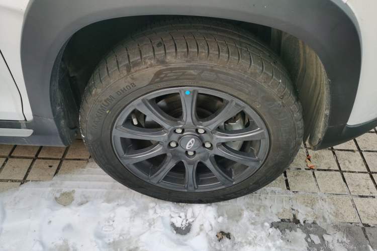 Used Chery Tiggo 3X 2024 1.5L CVT Excellence Edition Right Front Wheel Hub
