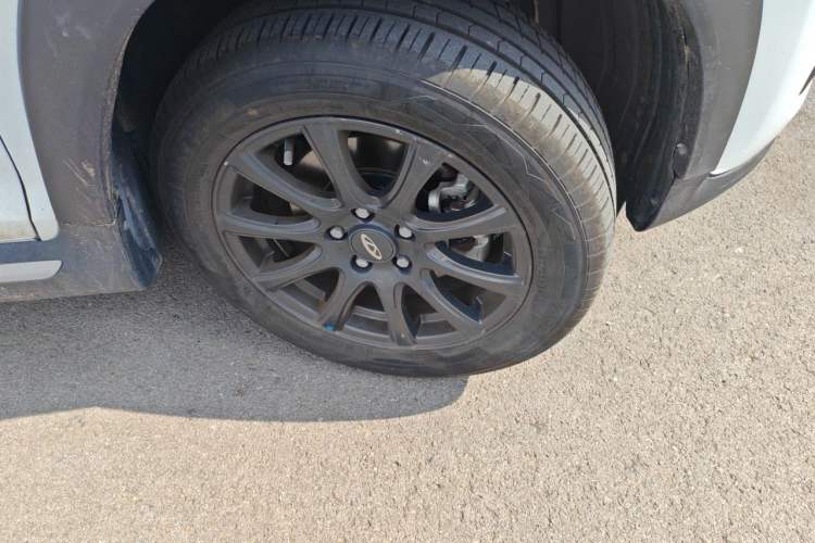 Used Chery Tiggo 3X 2024 1.5L CVT Excellence Edition Right Front Wheel Hub