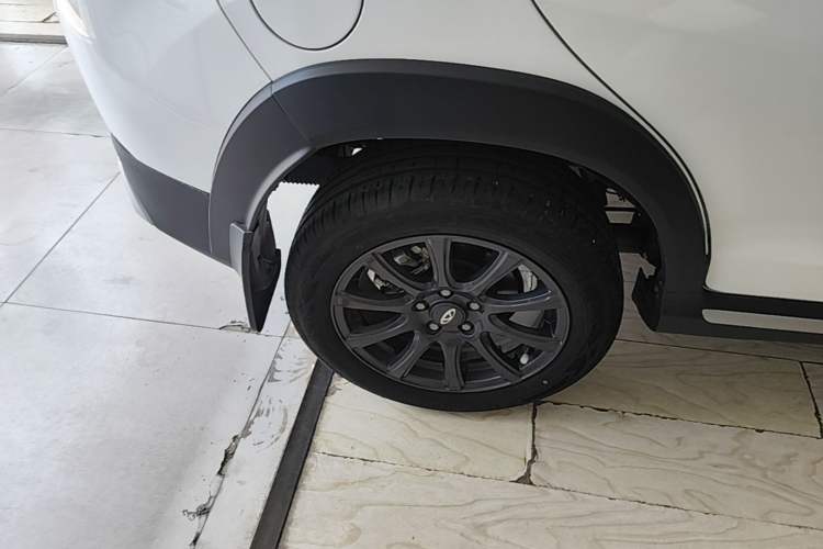 Used Chery Tiggo 3X 2024 1.5L CVT Excellence Edition Right Rear Wheel Hub
