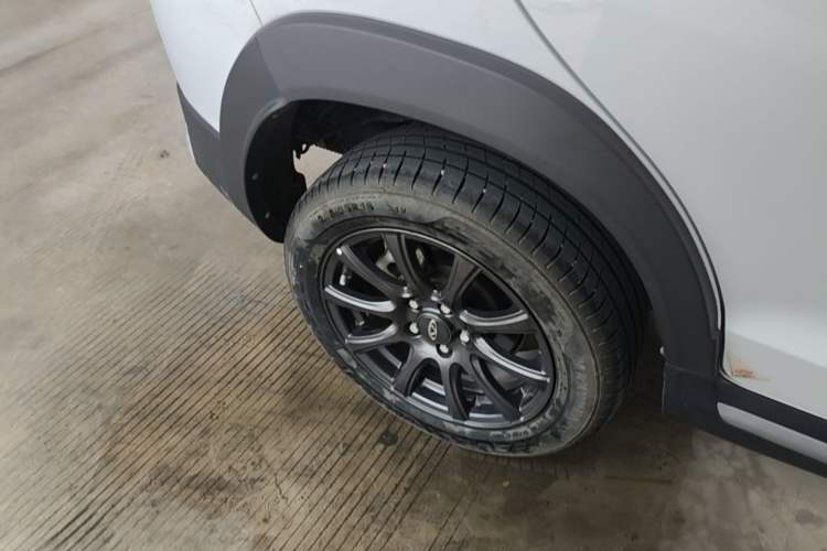 Used Chery Tiggo 3X 2024 1.5L CVT Excellence Edition Right Rear Wheel Hub