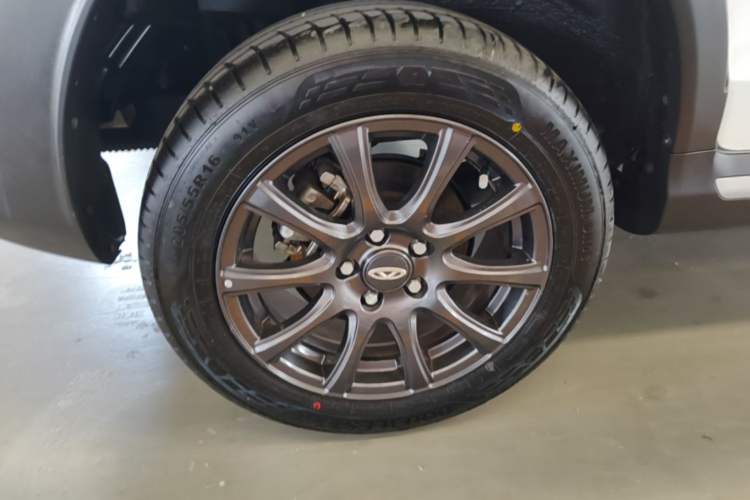 Used Chery Tiggo 3X 2024 1.5L CVT Excellence Edition Right Rear Wheel Hub