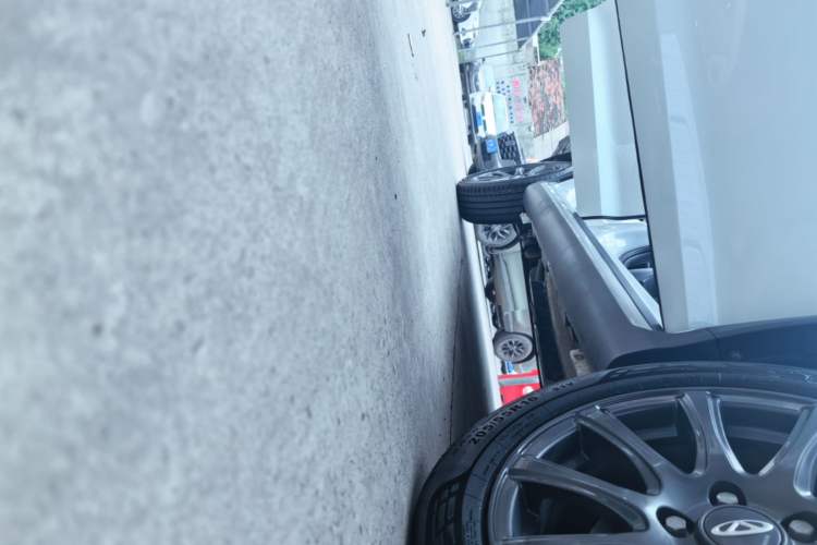 Used Chery Tiggo 3X 2024 1.5L CVT Excellence Edition Right Side Sill