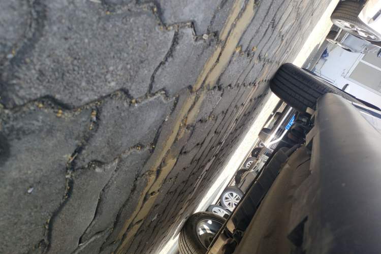 Used Chery Tiggo 3X 2024 1.5L CVT Excellence Edition Right Side Sill
