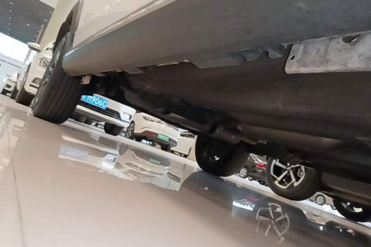 Used Chery Tiggo 3X 2024 1.5L CVT Excellence Edition Right Side Sill