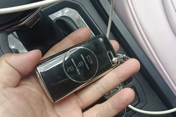 Used Chery Tiggo 3X 2024 1.5L CVT Excellence Edition Vehicle Key