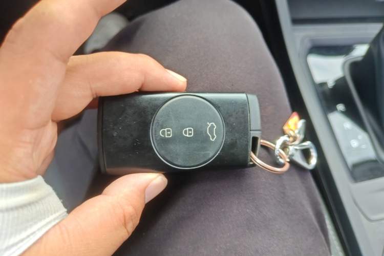 Used Chery Tiggo 3X 2024 1.5L CVT Excellence Edition Vehicle Key