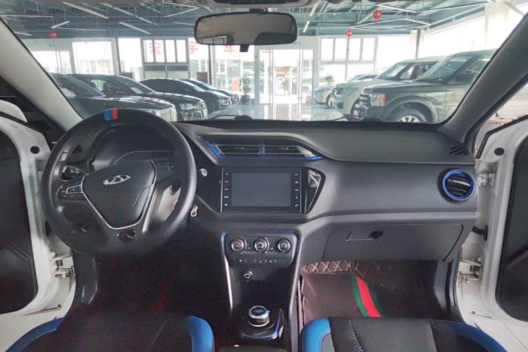 Used Chery Tiggo 3xe 2018 400 Comfort Edition Center Console