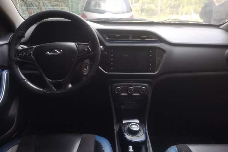 Used Chery Tiggo 3xe 2018 400 Comfort Edition Center Console