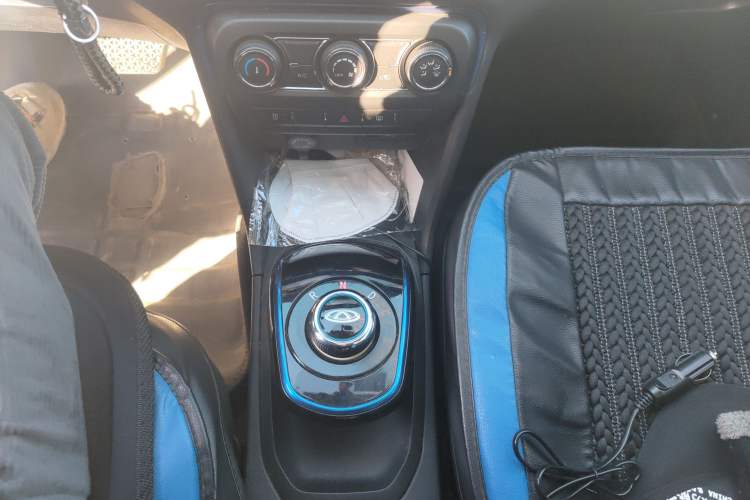 Used Chery Tiggo 3xe 2018 400 Comfort Edition Gear Lever