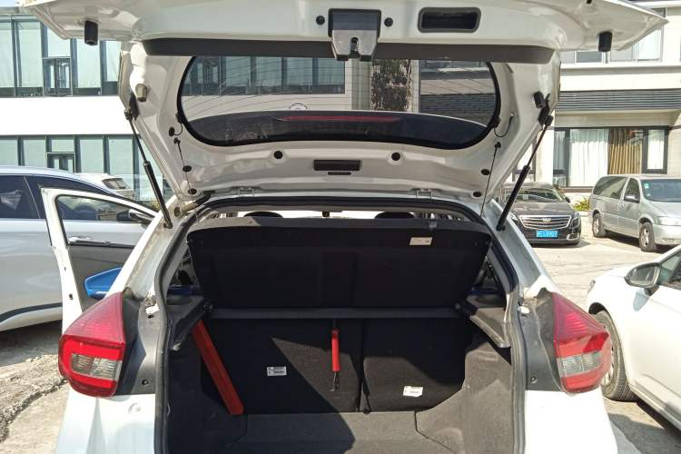 Used Chery Tiggo 3xe 2018 400 Comfort Edition Trunk