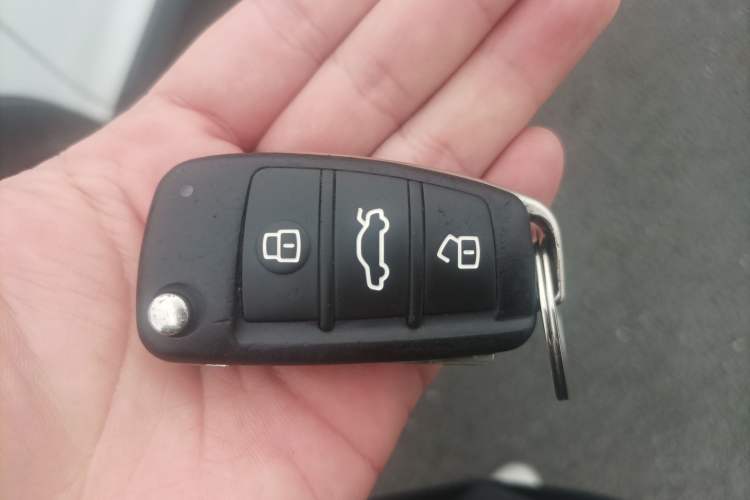 Used Chery Tiggo 3xe 2018 400 Comfort Edition Vehicle Key