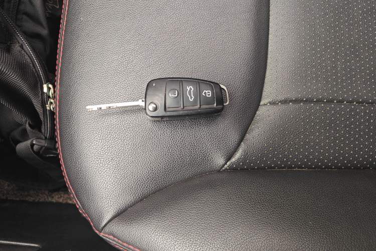 Used Chery Tiggo 5 2014 2.0L Manual Jia Yue Edition Interior 1