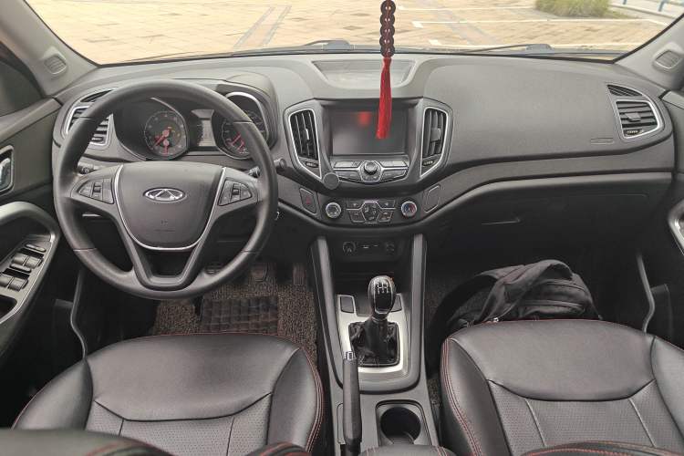 Used Chery Tiggo 5 2014 2.0L Manual Jia Yue Edition Interior 2