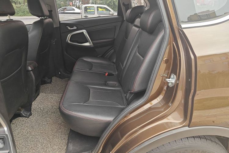 Used Chery Tiggo 5 2014 2.0L Manual Jia Yue Edition Interior 4