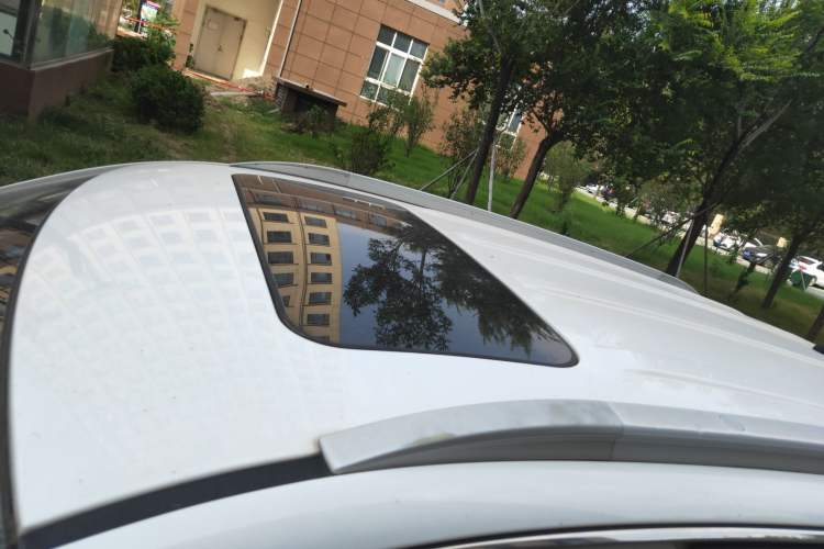 Used Chery Tiggo 5 2016 2.0L CVT Jiayue Edition Roof