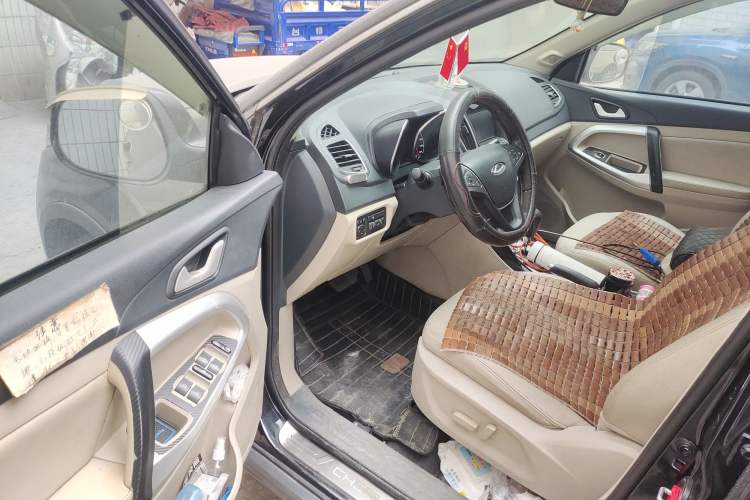 Used Chery Tiggo 5 2014 2.0L CVT Family Deluxe Edition Driver Seat