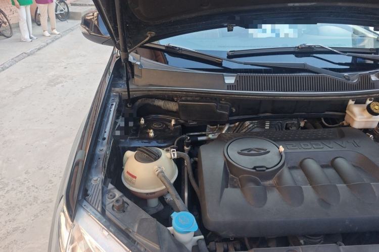 Used Chery Tiggo 5 2014 2.0L CVT Family Deluxe Edition Engine Bay Right