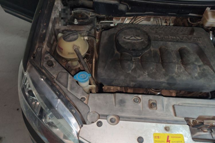 Used Chery Tiggo 5 2014 2.0L CVT Family Deluxe Edition Engine Bay Right