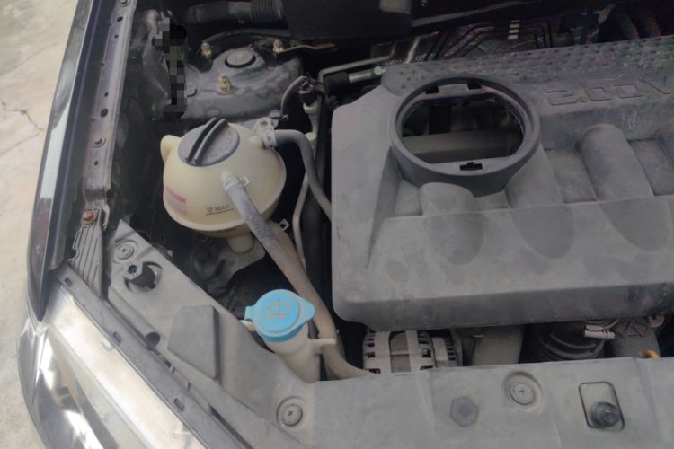 Used Chery Tiggo 5 2014 2.0L CVT Zhiyun Edition Engine Bay Right