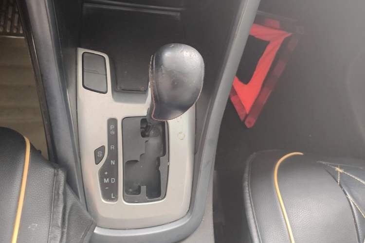 Used Chery Tiggo 5 2014 2.0L CVT Joyful Edition Gear Lever