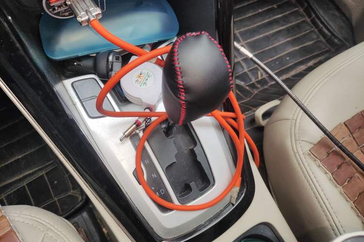 Used Chery Tiggo 5 2014 2.0L CVT Family Deluxe Edition Gear Lever