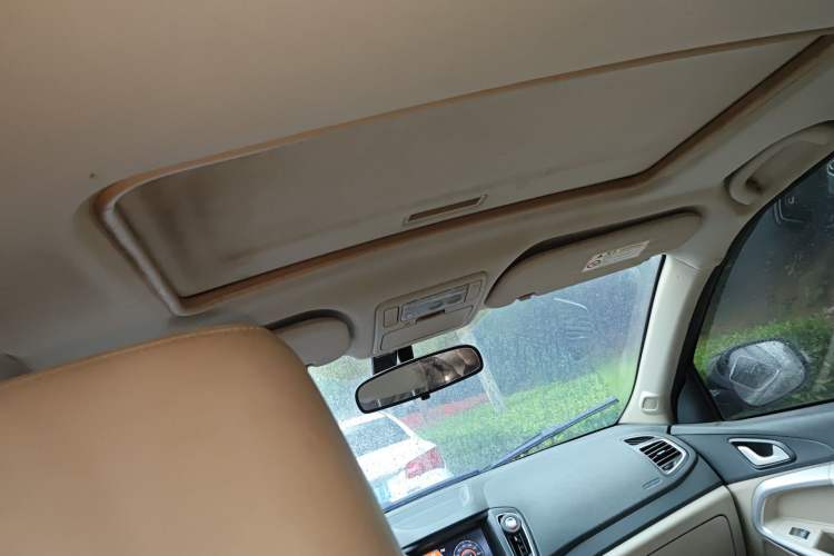 Used Chery Tiggo 5 2014 2.0L CVT Joyful Edition Headliner