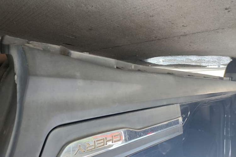 Used Chery Tiggo 5 2014 2.0L CVT Joyful Edition Left Side Sill