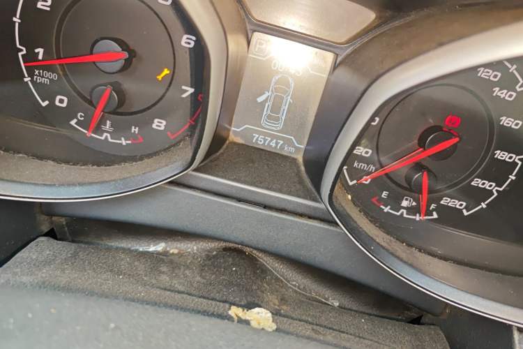 Used Chery Tiggo 5 2014 2.0L CVT Joyful Edition Odometer Close Up