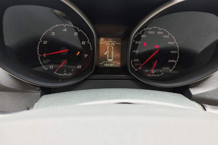 Used Chery Tiggo 5 2014 2.0L CVT Joyful Edition Odometer Close Up