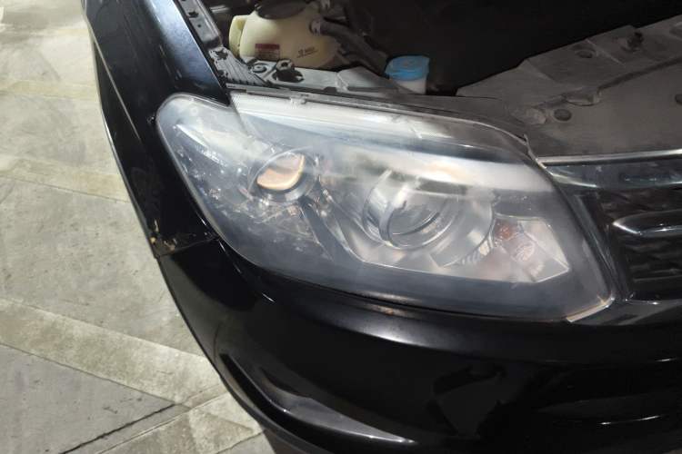 Used Chery Tiggo 5 2014 2.0L CVT Joyful Edition Right Front Headlight
