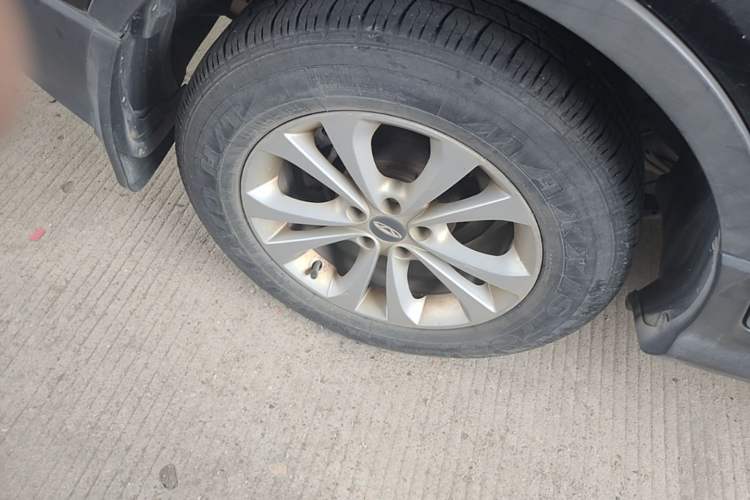 Used Chery Tiggo 5 2014 2.0L CVT Joyful Edition Right Rear Wheel Hub