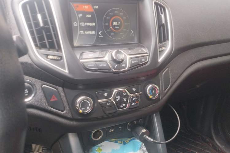 Used Chery Tiggo 5 2014 2.0L CVT Joyful Edition Audio And AC Panel