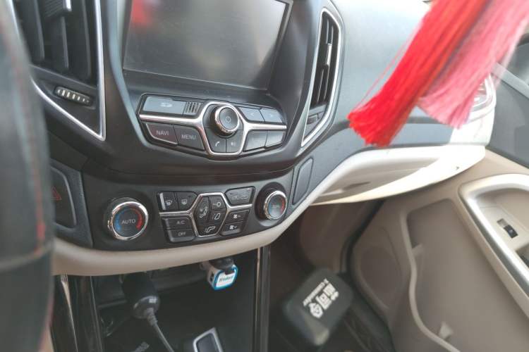 Used Chery Tiggo 5 2014 2.0L Manual - Family Deluxe Edition Audio And AC Panel