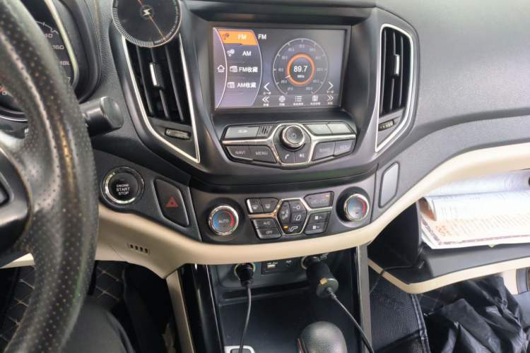 Used Chery Tiggo 5 2014 2.0L CVT Family Deluxe Edition Audio And AC Panel