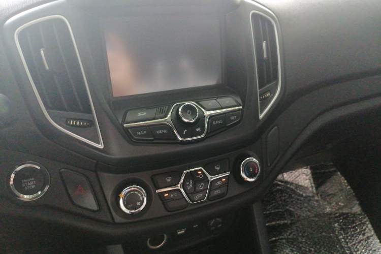 Used Chery Tiggo 5 2014 2.0L CVT Zhiyun Edition Audio And AC Panel