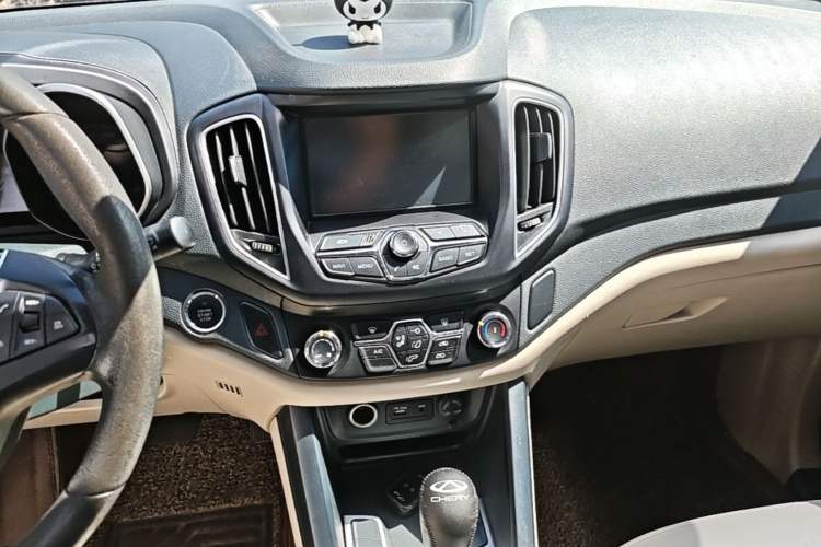 Used Chery Tiggo 5 2014 2.0L CVT Joyful Edition Audio And AC Panel