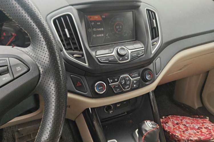 Used Chery Tiggo 5 2014 2.0L CVT Family Deluxe Edition Audio And AC Panel