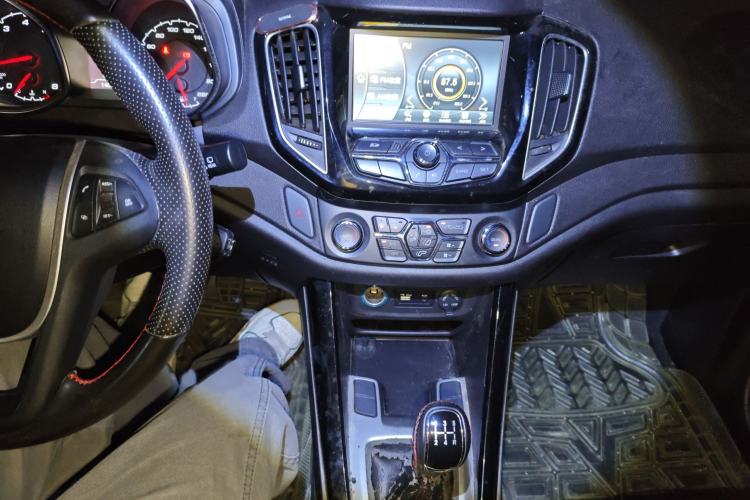 Used Chery Tiggo 5 2014 2.0L Manual - Family Deluxe Edition Audio And AC Panel