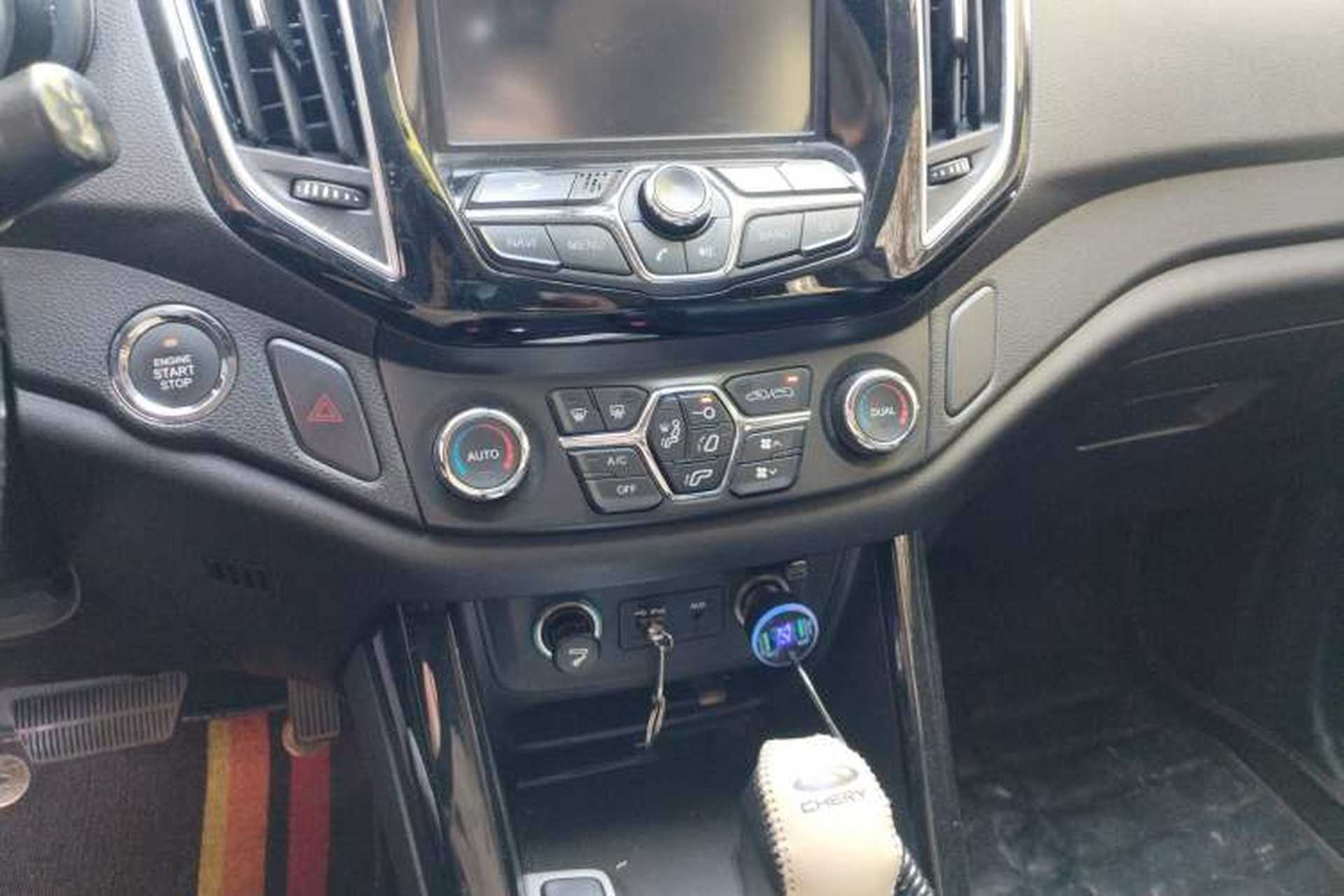 Used Chery Tiggo 5 2014 2.0L CVT Zhiyun Edition Audio And AC Panel