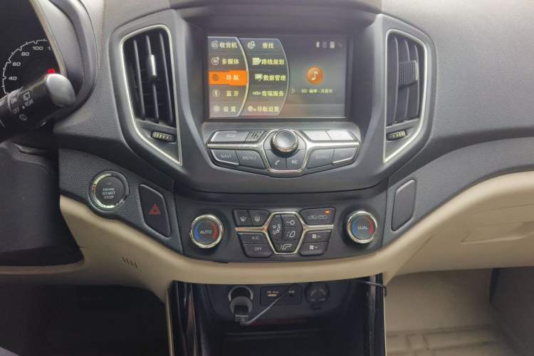 Used Chery Tiggo 5 2014 2.0L CVT Family Deluxe Edition Audio And AC Panel