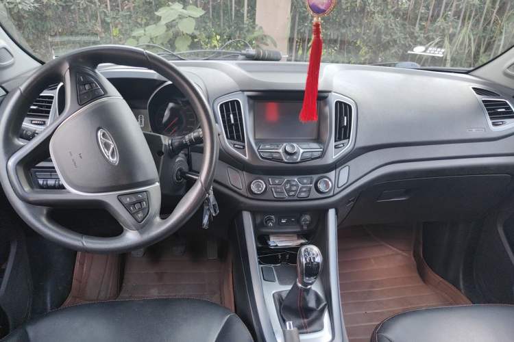 Used Chery Tiggo 5 2014 2.0L Manual Jia Yue Edition Center Console