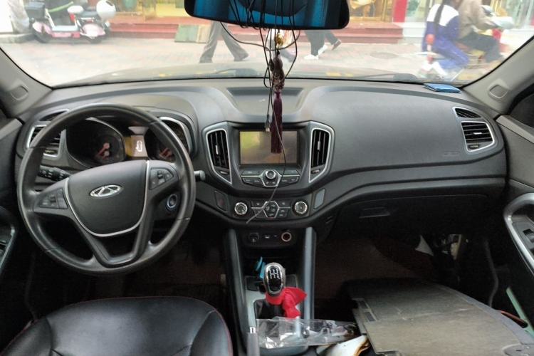 Used Chery Tiggo 5 2014 2.0L Manual Jia Yue Edition Center Console