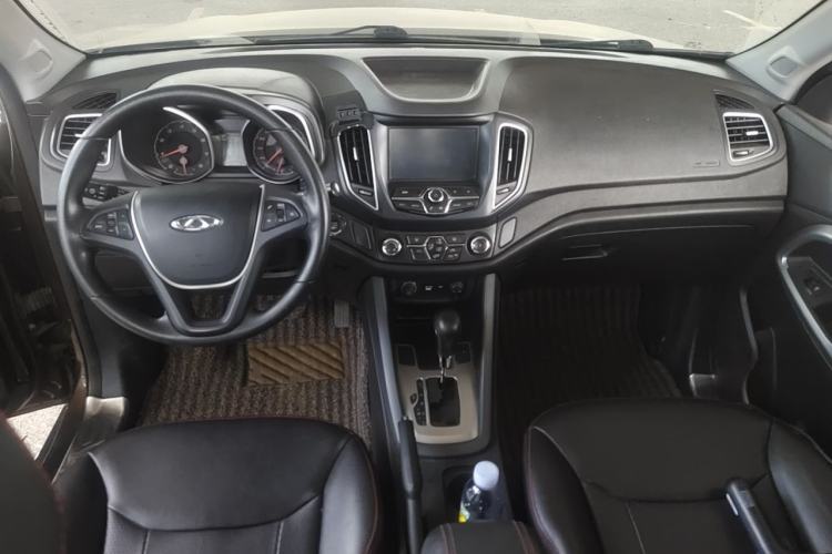 Used Chery Tiggo 5 2014 2.0L CVT Joyful Edition Center Console