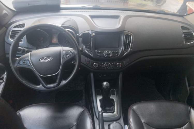 Used Chery Tiggo 5 2014 2.0L Manual Jia Yue Edition Center Console