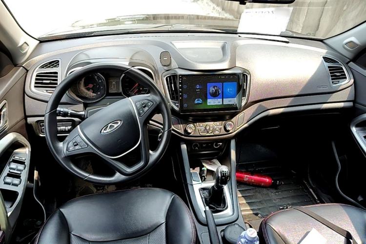 Used Chery Tiggo 5 2014 2.0L Manual Jia Yue Edition Center Console