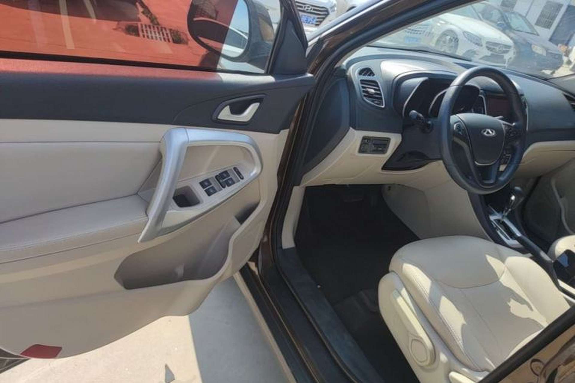 Used Chery Tiggo 5 2014 2.0L CVT Joyful Edition Driver Seat