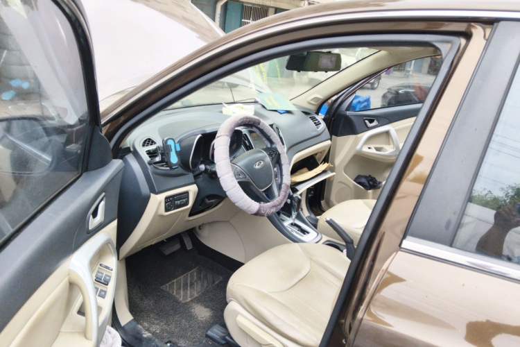 Used Chery Tiggo 5 2014 2.0L CVT Joyful Edition Driver Seat