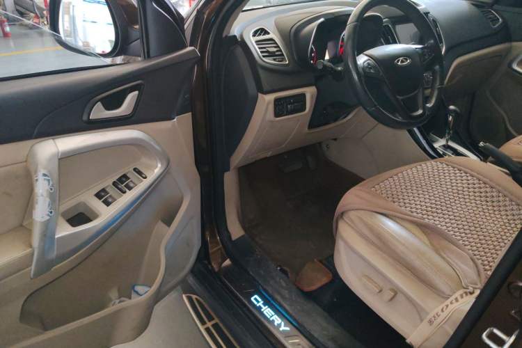 Used Chery Tiggo 5 2014 2.0L CVT Family Deluxe Edition Driver Seat