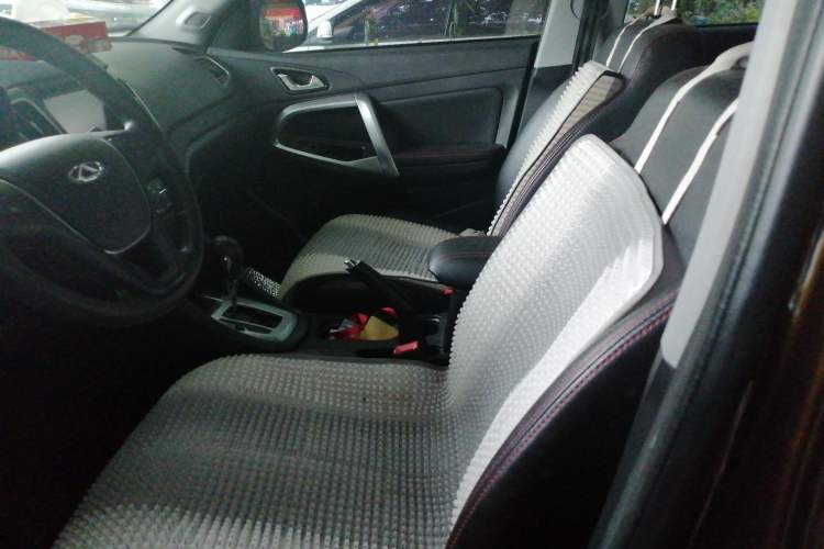 Used Chery Tiggo 5 2014 2.0L CVT Zhiyun Edition Driver Seat