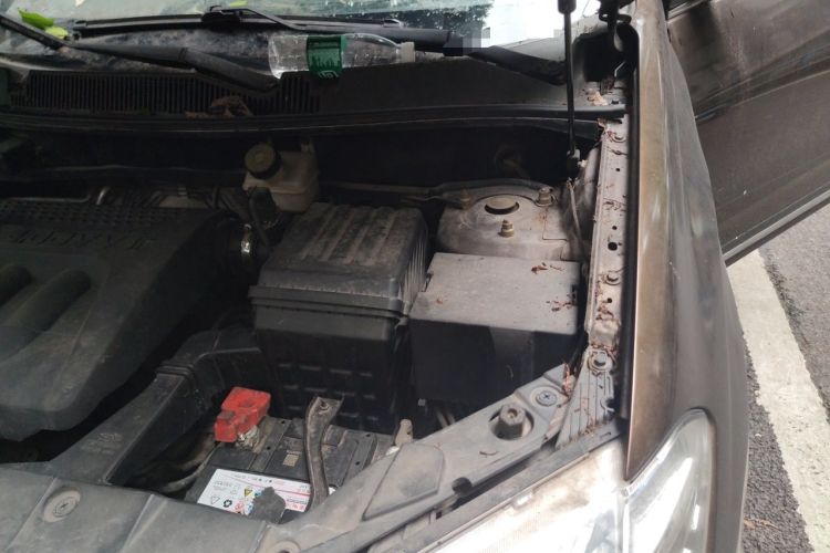 Used Chery Tiggo 5 2014 2.0L CVT Family Deluxe Edition Engine Bay Left